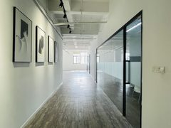 虹桥德必易园办公室实景图 3
