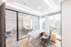 万达广场办公室实景图 6