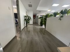 万达广场办公室实景图 4