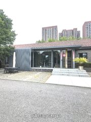 百子湾产业园办公室实景图 2
