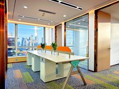 富力双子座办公室实景图 2