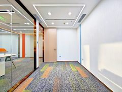 富力双子座办公室实景图 6