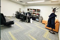 恋日国际办公室实景图 4