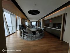 绿地中国锦办公室实景图 3
