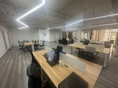 爱工场办公室实景图 4