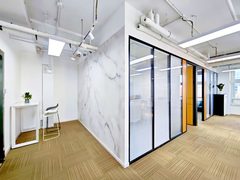 瑞辰国际中心办公室实景图 3