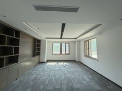 荷华明城大厦办公室实景图 6