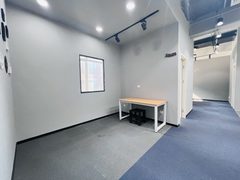 金田影视产业园办公室实景图 5