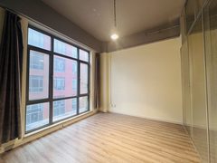 金田影视产业园办公室实景图 4