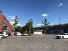 金田影视产业园办公室实景图 3