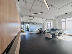 金田影视产业园办公室实景图 3