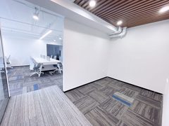 首欣大厦办公室实景图 5