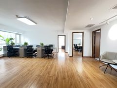 CBD万达广场办公室实景图 2