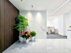 SOHO现代城办公室实景图 2
