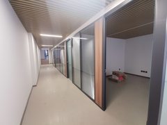 813创意园办公室实景图 4