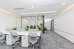 CBD万达广场155平现房 双地铁 带家具 - 缩略图 6