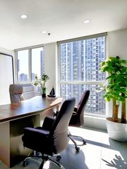 223㎡精装带家具，价格可谈地铁口 - 缩略图 1