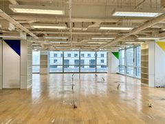 世纪财富中心办公室实景图 1
