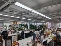东外五十六号创新园区办公室实景图 6