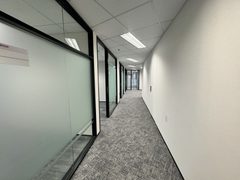 东方广场办公室实景图 5