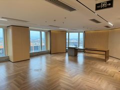 东方广场办公室实景图 5