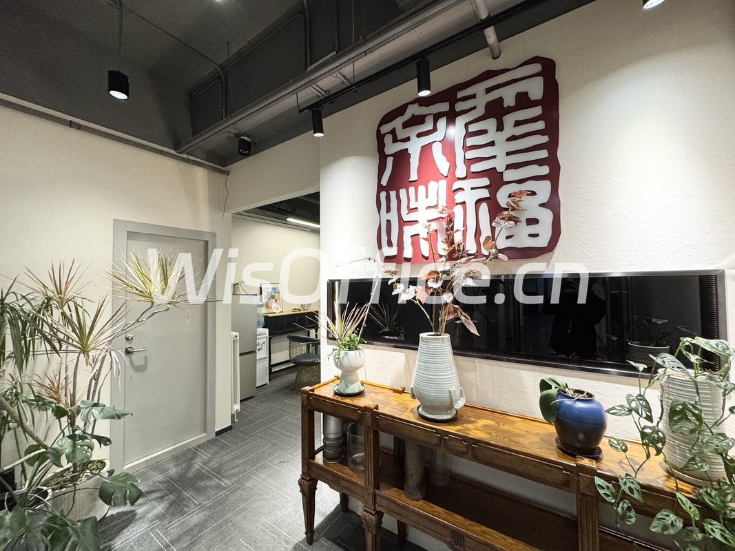 东枫德必