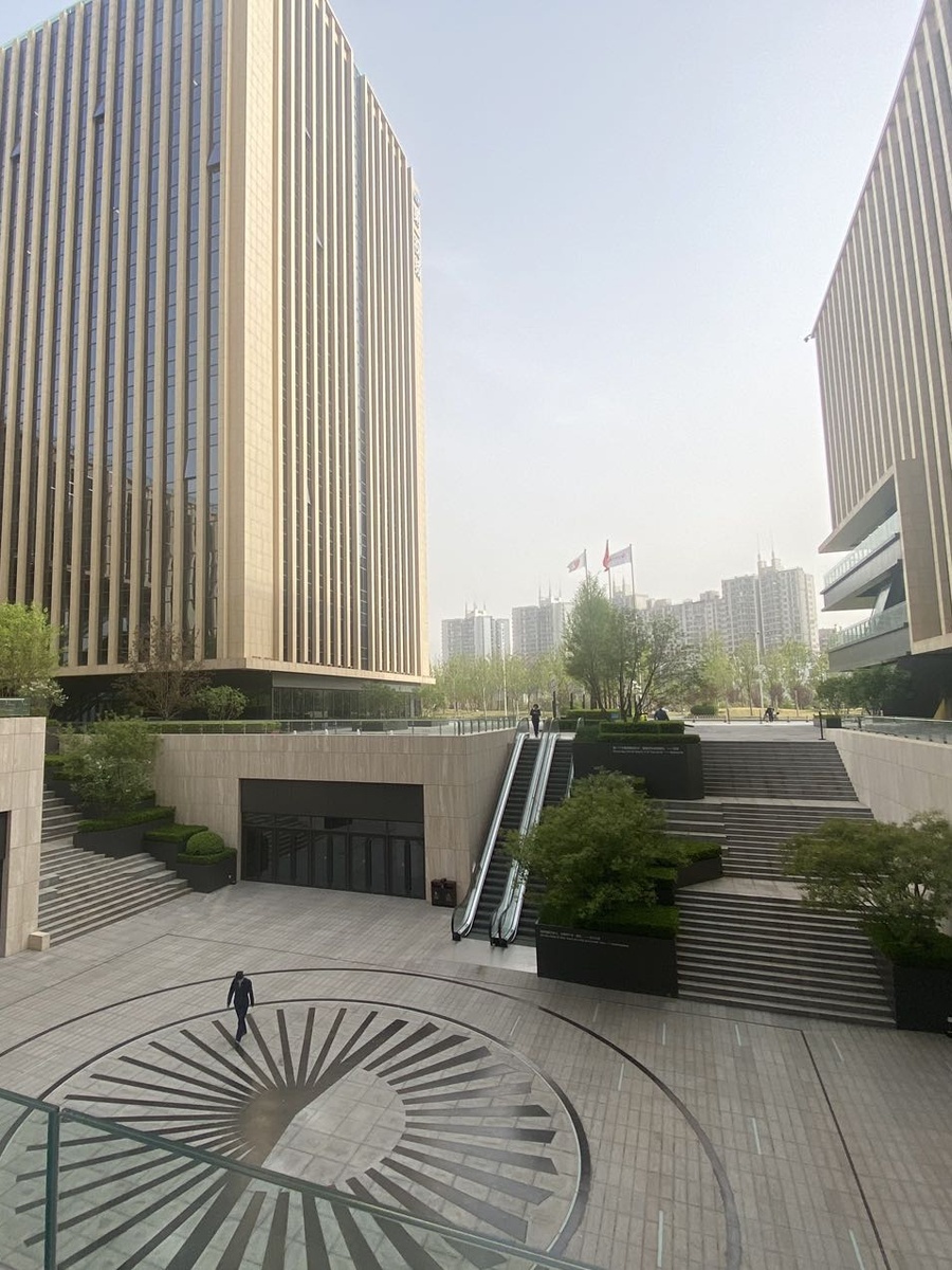 东四环整层2000㎡ 得房率80% 层高4米