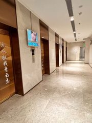 中国铁建广场办公室实景图 3