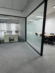 中国铁建广场办公室实景图 2