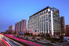 中海地产广场办公室实景图 2