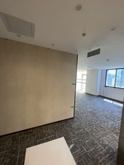 中科大厦办公室实景图 3