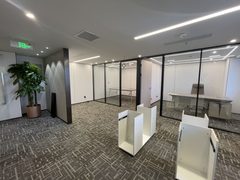 中科大厦办公室实景图 5
