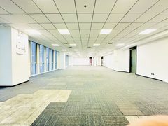 中航技广场办公室实景图 3