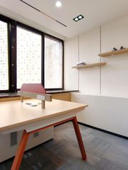 京信大厦办公室实景图 3
