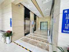 学府旁静待，科技楼内修远 - 缩略图 6