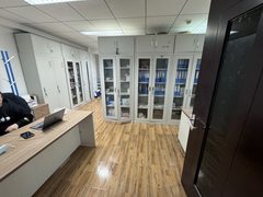 广渠路整层820平 办公遗留装修 8个隔断 - 缩略图 7