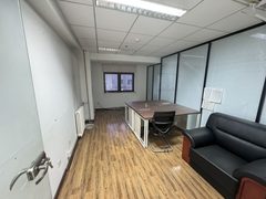 广渠路整层820平 办公遗留装修 8个隔断 - 缩略图 8