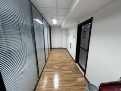 广渠路整层820平 办公遗留装修 8个隔断 - 缩略图 10