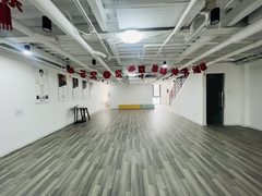 广盛文创园办公室实景图 5