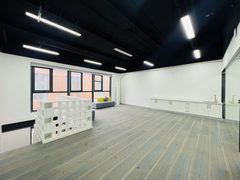 广盛文创园办公室实景图 2