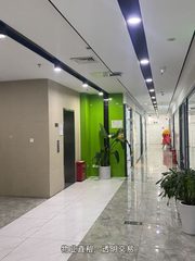 元都众创产业园办公室实景图 6