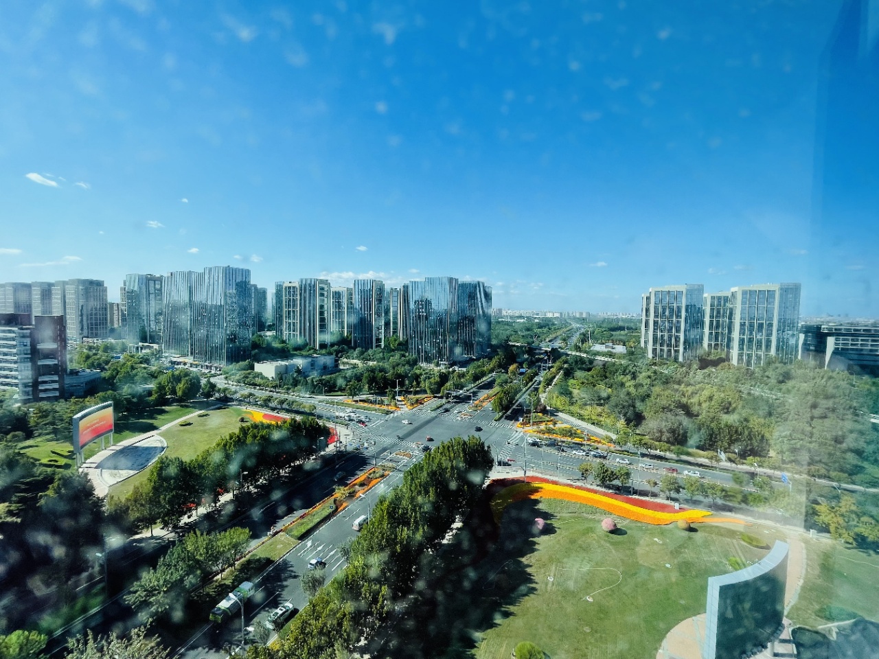 力宝广场｜地铁口办公｜170-4000㎡