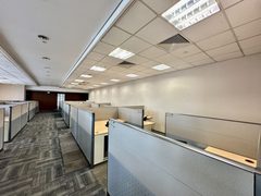 CBD万达广场 1863平米 遗留装修 双地铁 - 缩略图 18