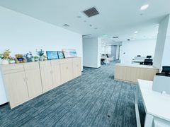 跨国公司必看：地铁上盖绿电办公空间 - 缩略图 3