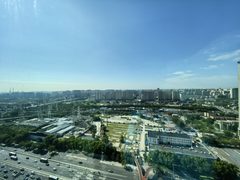 跨国公司必看：地铁上盖绿电办公空间 - 缩略图 7