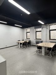 双桥文创园办公室实景图 4