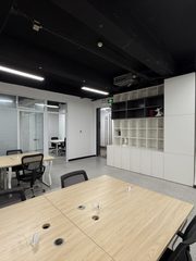 双桥文创园办公室实景图 6