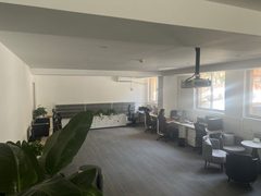 团结湖独栋办公室实景图 5