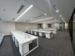 富力中心办公室实景图 5