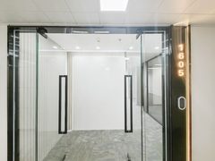 清华同方科技广场办公室实景图 6